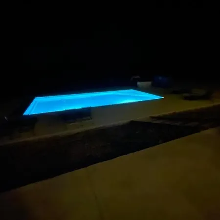 Bed & Breakfast Maison Cabet Castelnavet